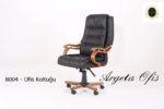 Dayanıklı metal ayaklarıyla tasarlanmış ergonomik 8004 Müdür Koltukları